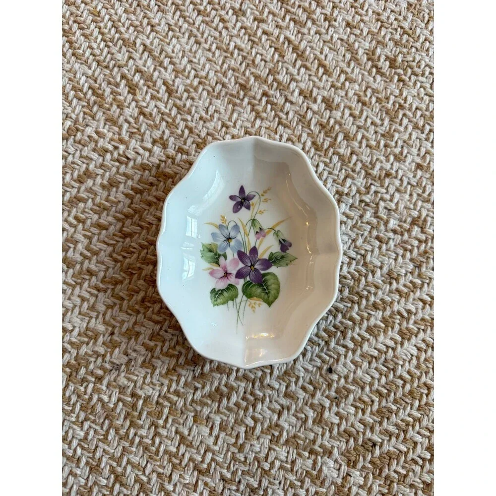 Small Scalloped Ceramic Floral Trinket Dish